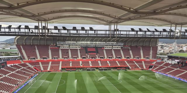 Arrenca la Segona: qui obre la lliga no pot pujar
