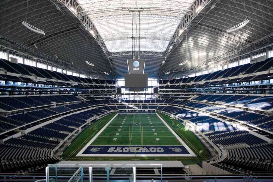Interior of the AT&T Stadium in Dallas, a covered and air-conditioned venue at the 2026 World Cup