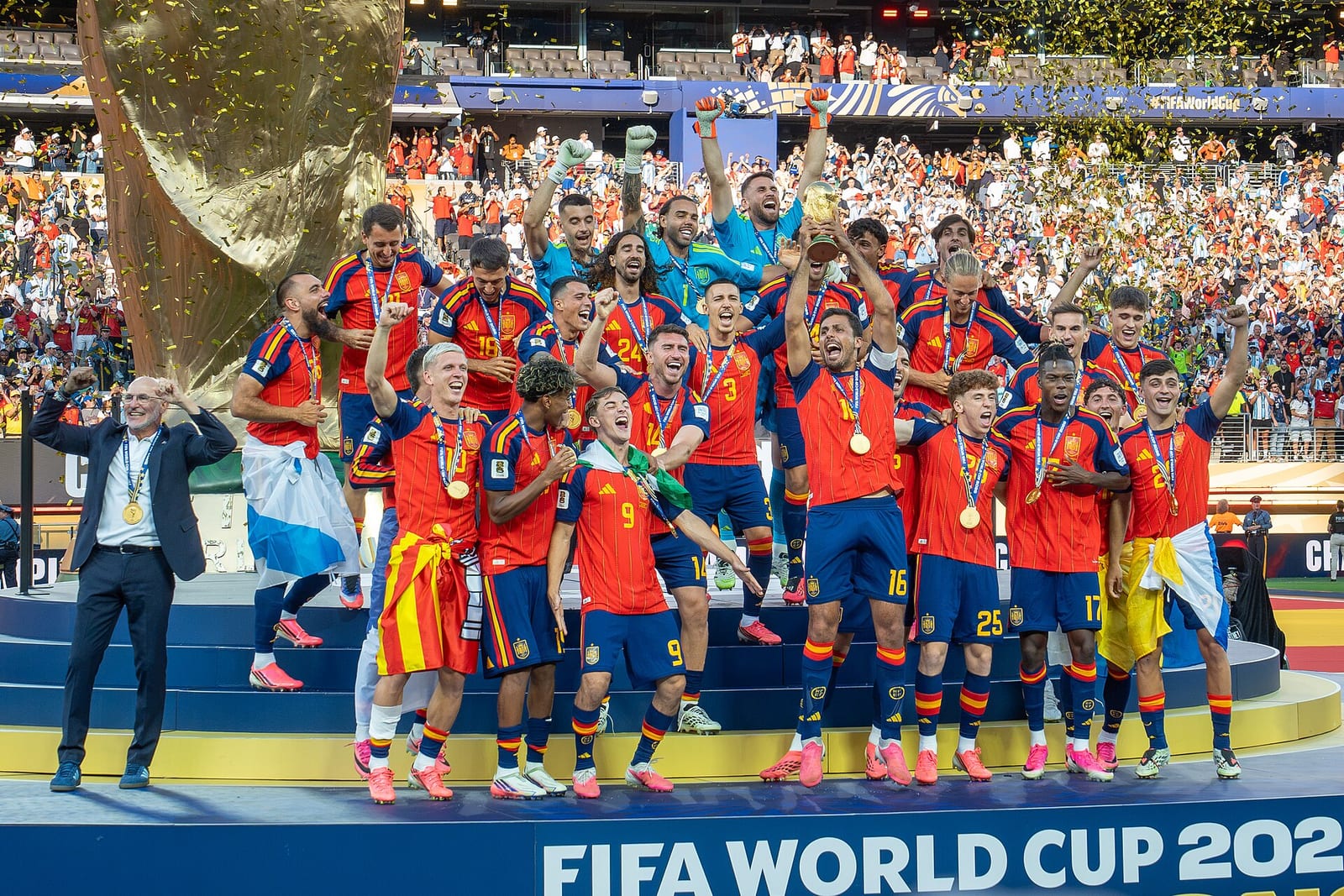 Ballon d'Or 2026: Spain Takes Over the Shortlist