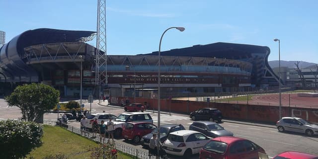 Un fong a Balaídos amenaça el debut de Borja Iglesias