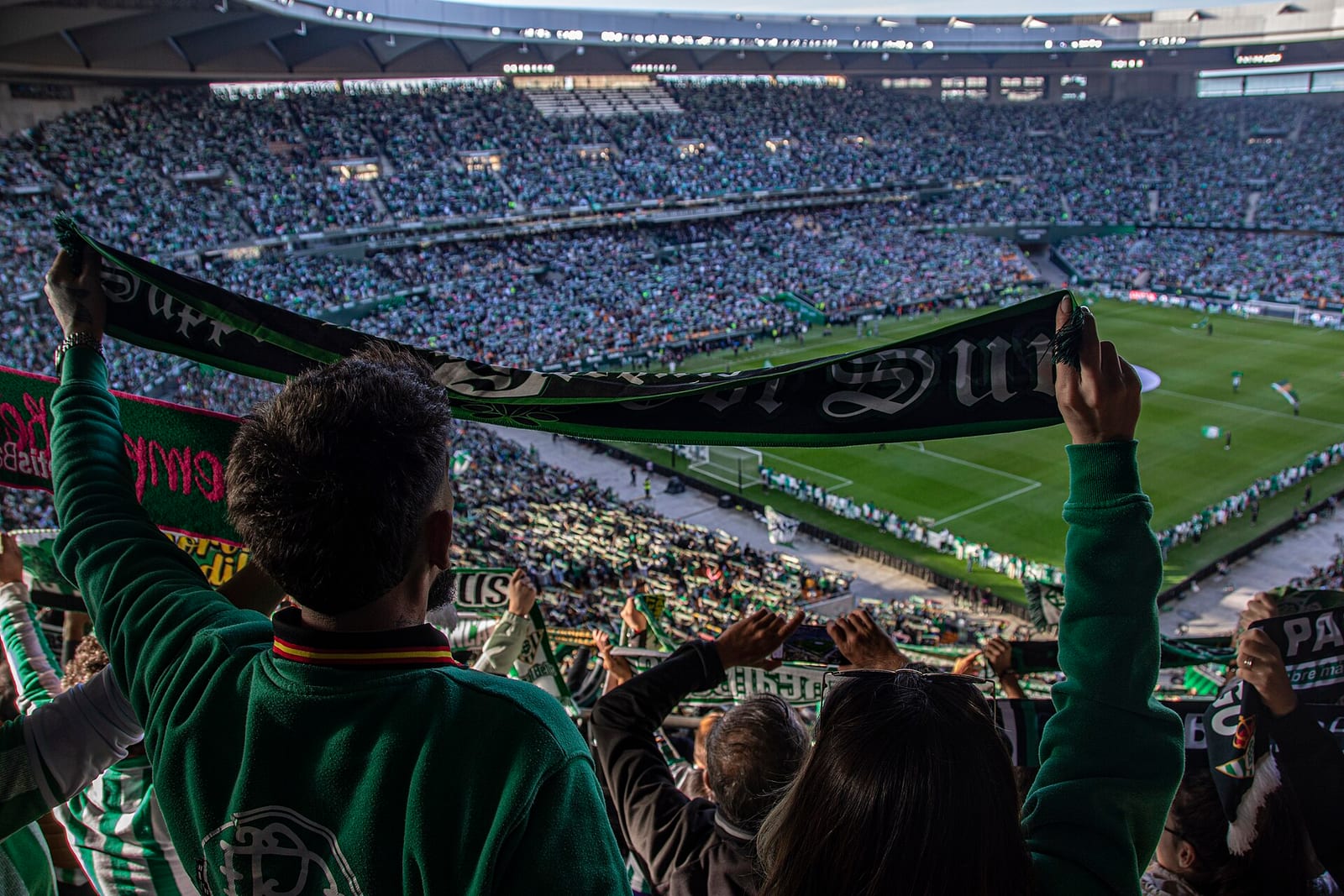 El Betis torna a la Champions 21 anys després