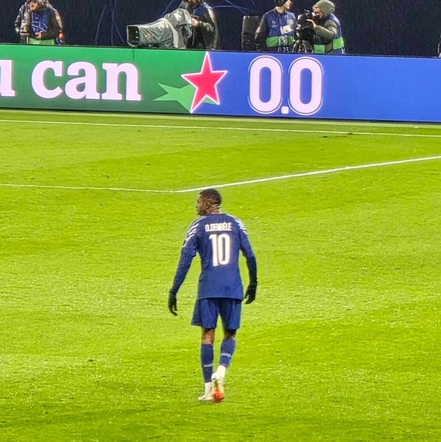Ousmane Dembélé en acción con el Paris Saint-Germain en la Champions League 2024-25
