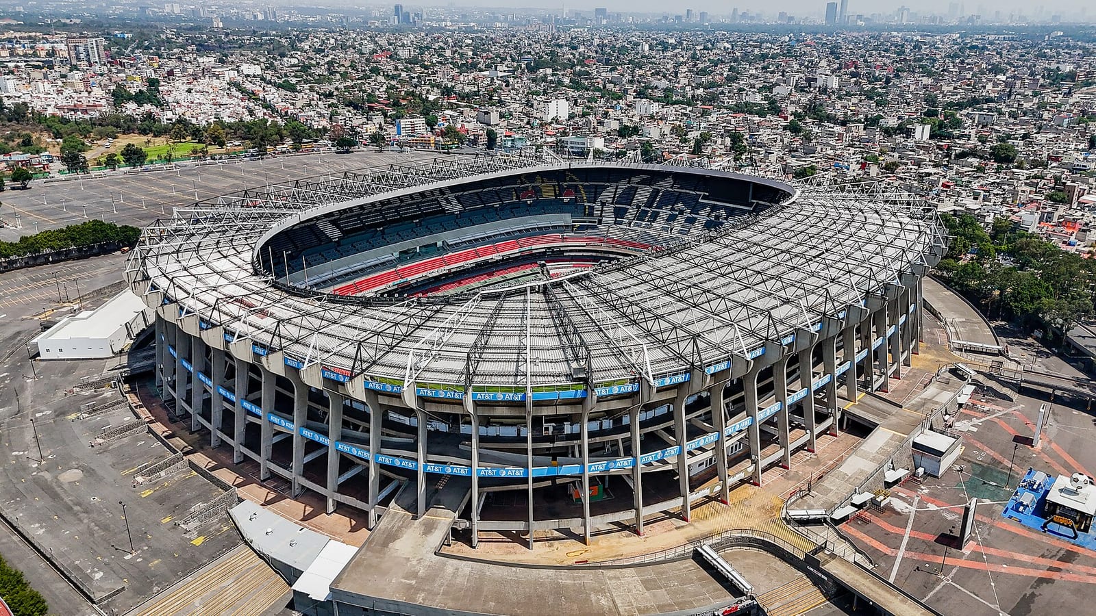 Els tres amfitrions del Mundial 2026, eliminats en vuitens